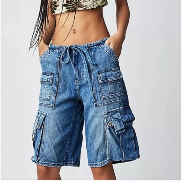 Free People Pants - Free People We The Free Reina Cargo Shorts pockets drawstring M